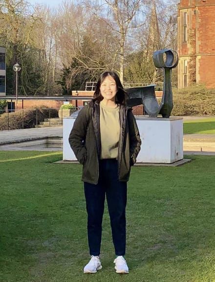 Lauretta in the campus