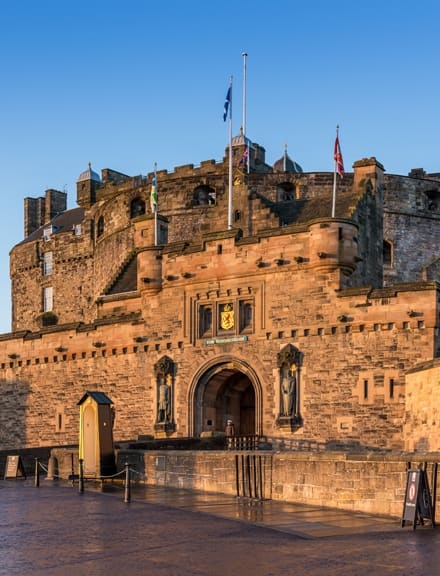 The Edinburgh Castle on a cold autumn morning at sunrise