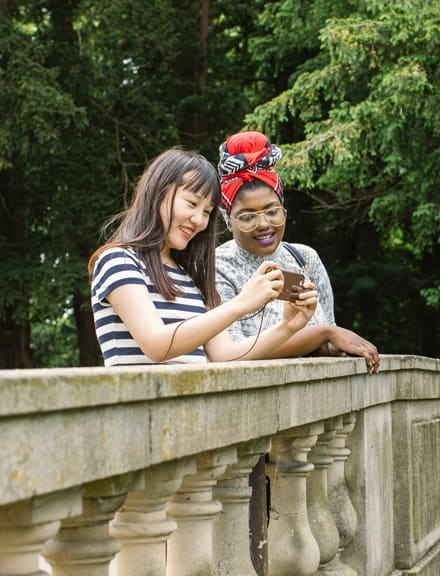 Students clicking selfie together